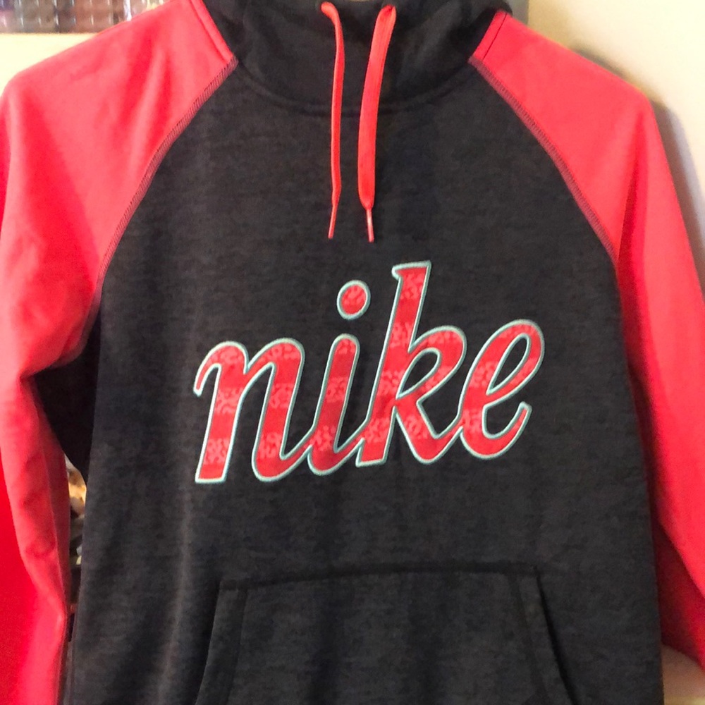 Nike therma-fit hoodie